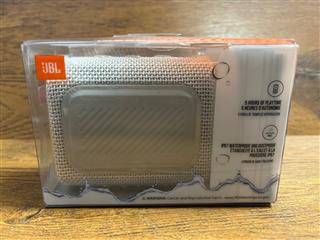 JBL GO3